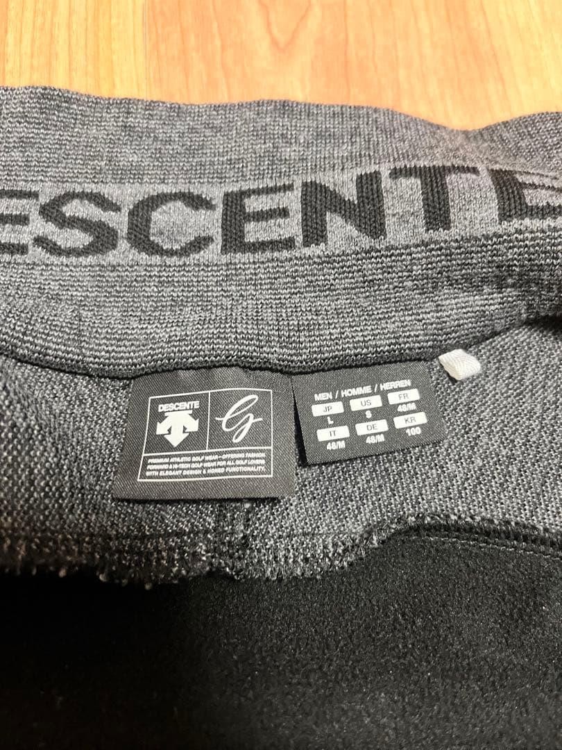 DESCENTE GOLF（デサント ゴルフ）　ハイブリッド ニットジャケット