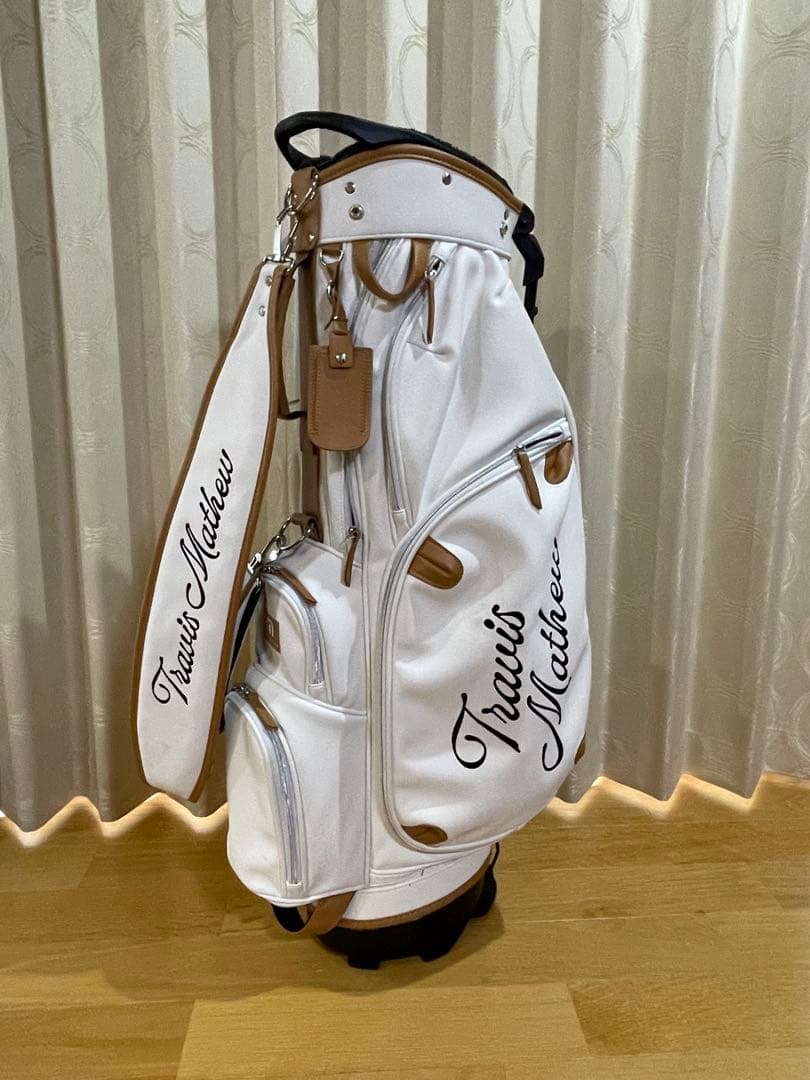 Travis Mathew スタンド式ゴルフバッグ ホワイト