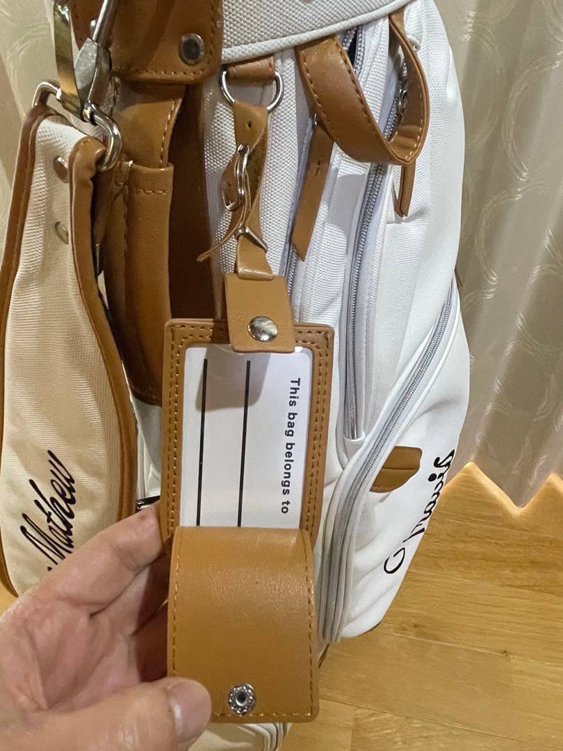 Travis Mathew スタンド式ゴルフバッグ ホワイト