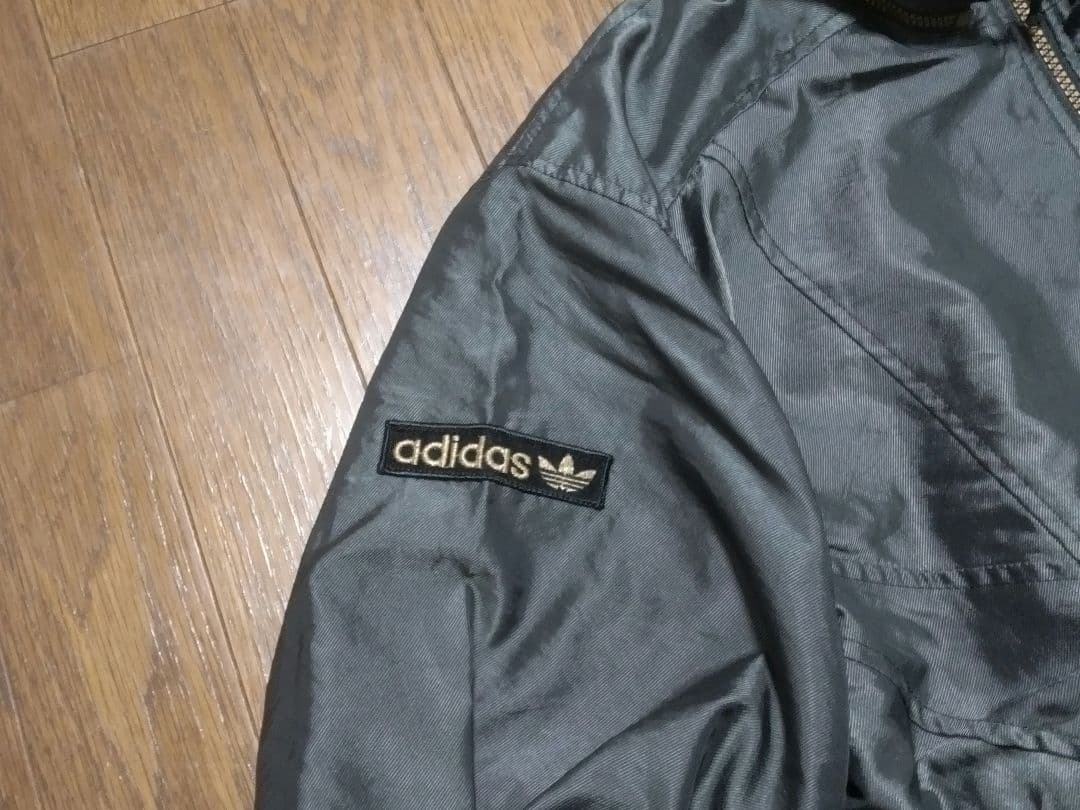 90s　adidas　ビンテージ　防寒セットアップジャージ