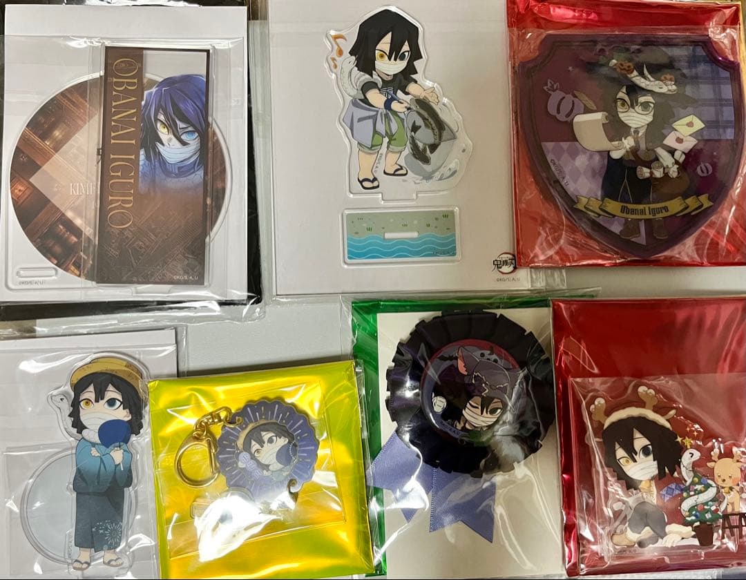 ※バラ売りしません※ 鬼滅 蜜璃 伊黒 炭治郎 缶バッジ アクリルスタンド