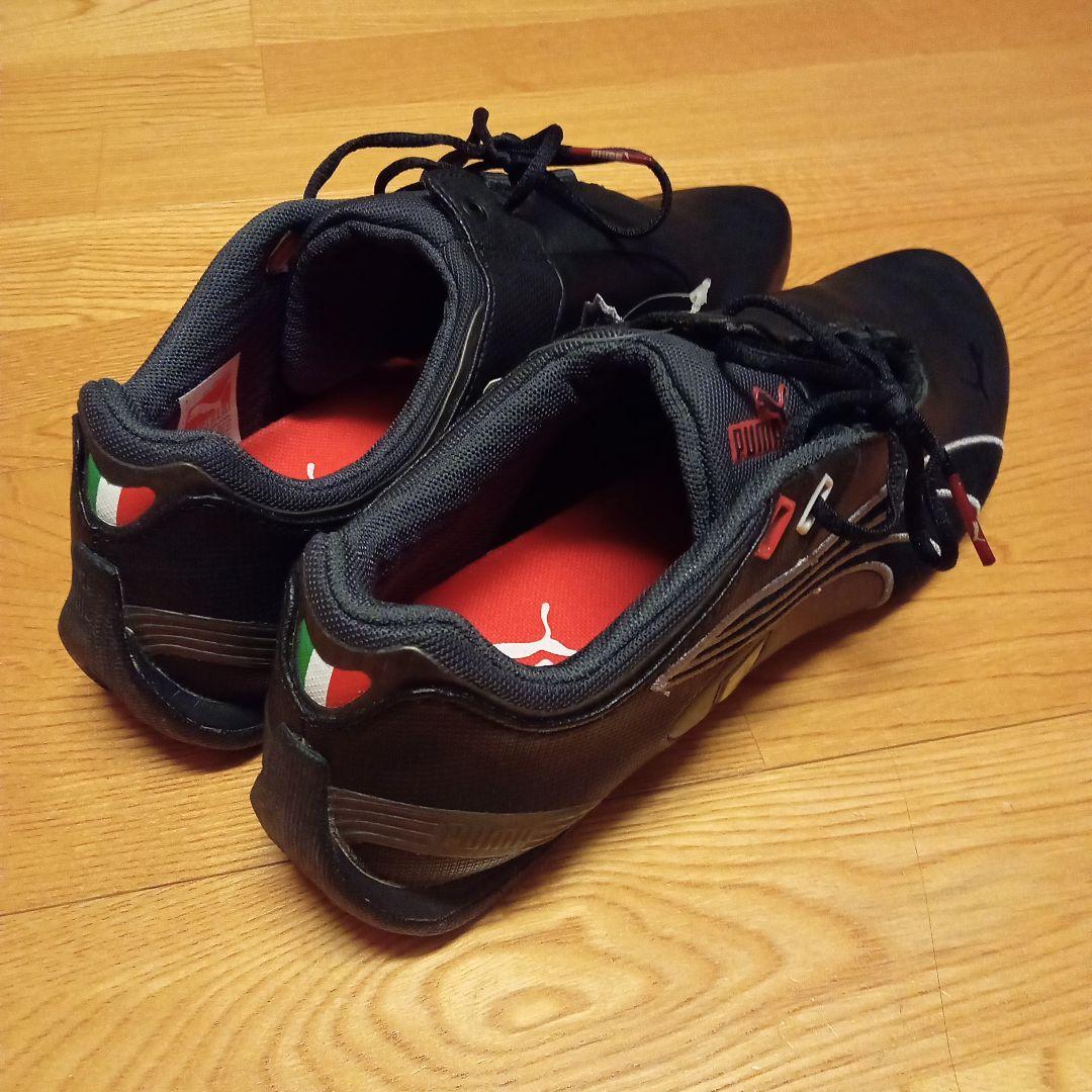 ☆新品☆フェラーリとプーマのコラボ☆Puma ドライビングシューズ