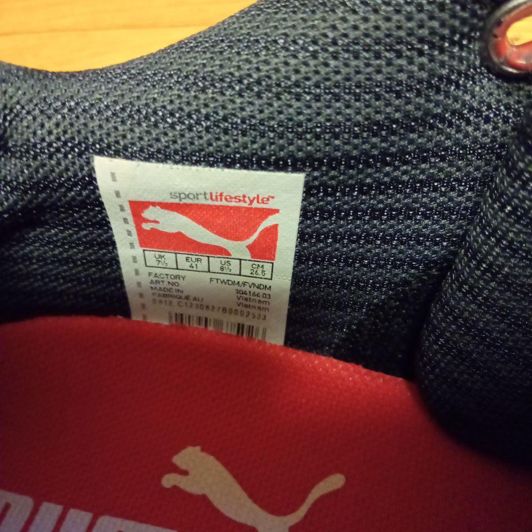 ☆新品☆フェラーリとプーマのコラボ☆Puma ドライビングシューズ