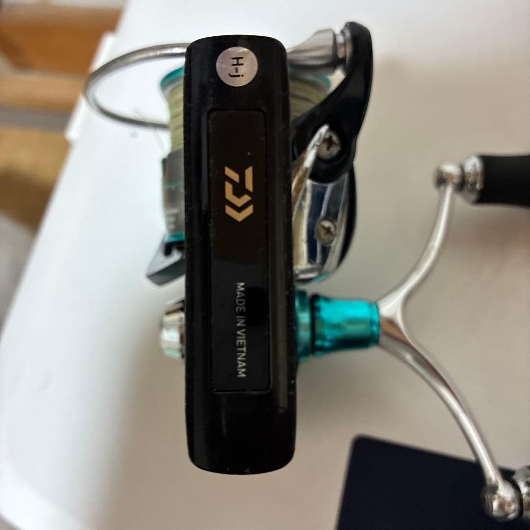 CE Emeraldas LT3000S-C-DH スピニングリール