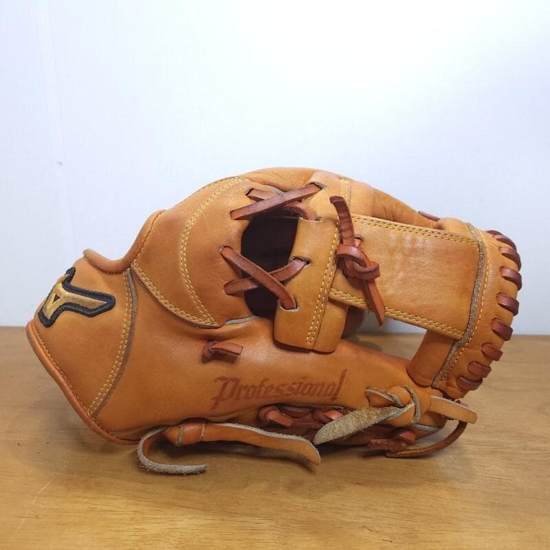 ミズノ 坂本勇人モデル Professional 内野用 軟式グローブ
