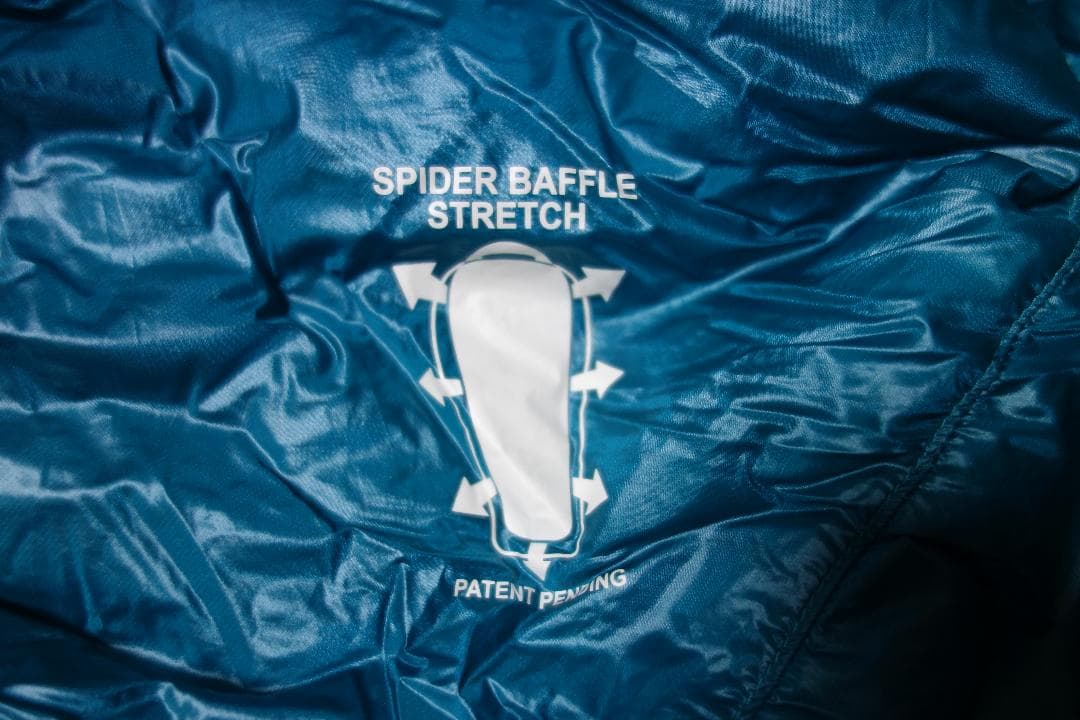 （美品）montbell シームレス ダウンハガー800 #3　R ZIP