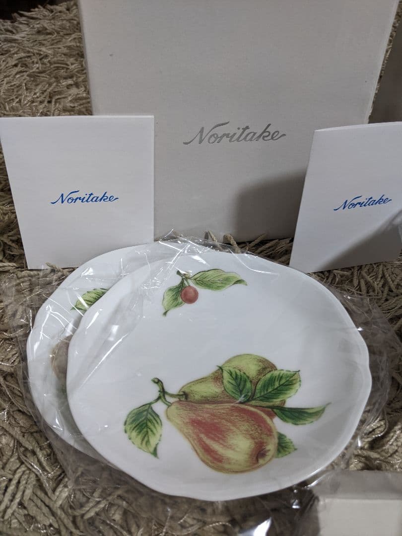 Noritake フルーツモチーフ 食器セット
