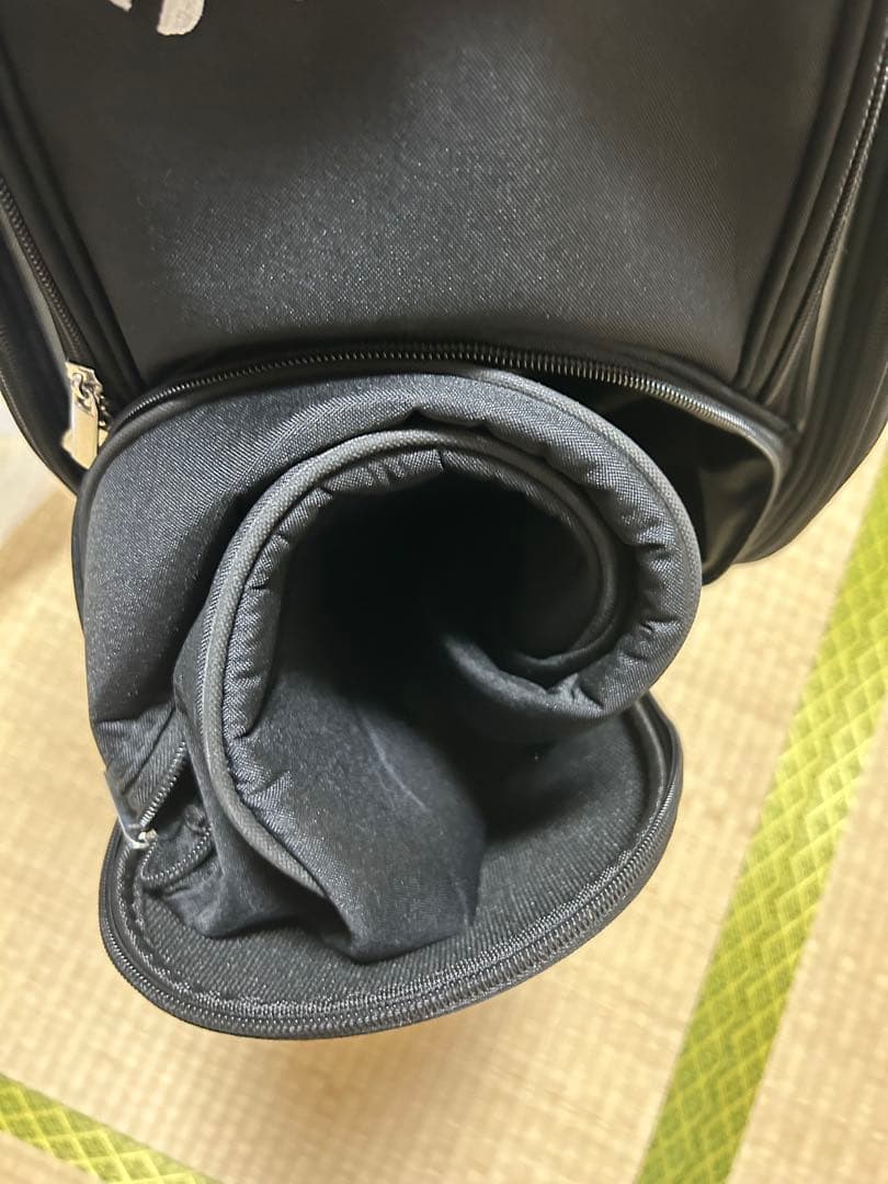 TaylorMade キャディバッグ ブラック　フードカバー有