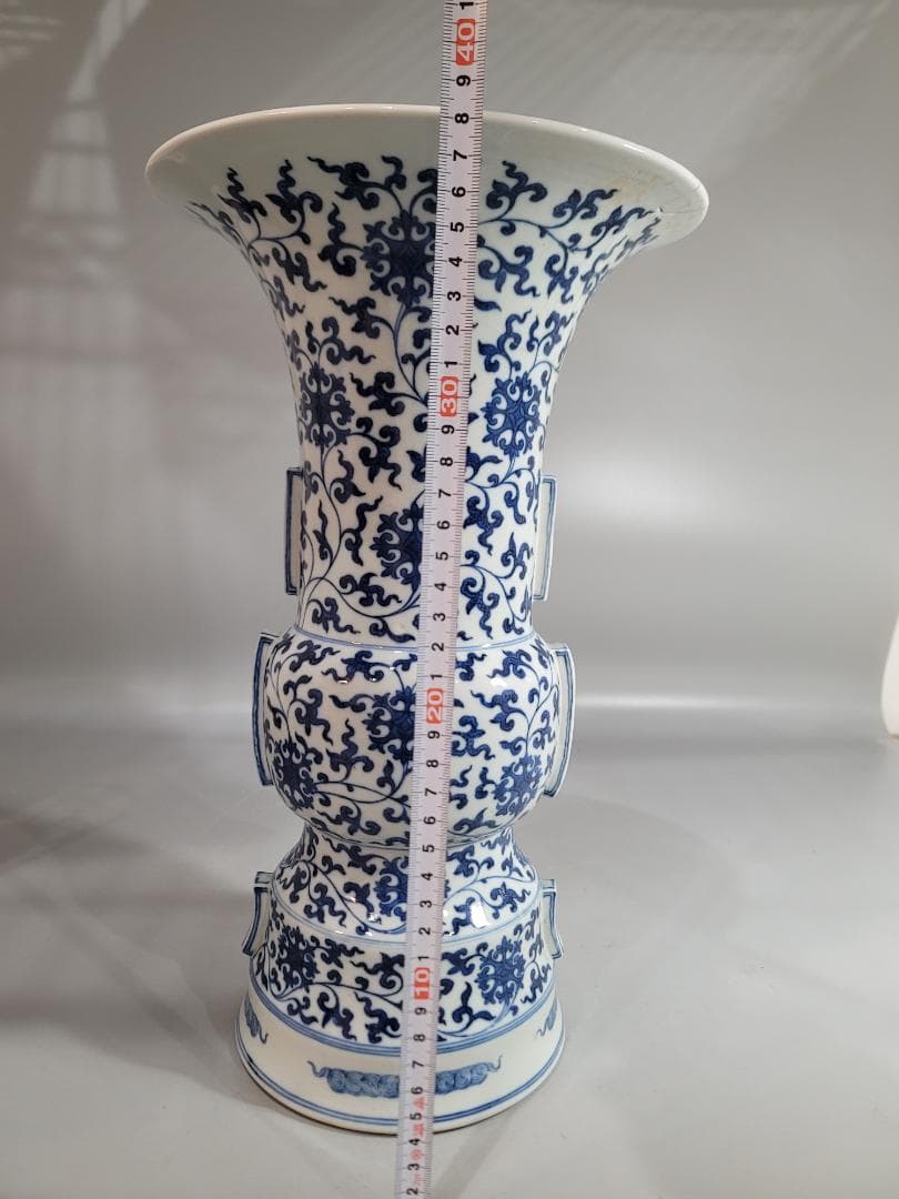 中国美術 青華纏枝蓮花紋 尊瓶 時代物 傷有 DT816
