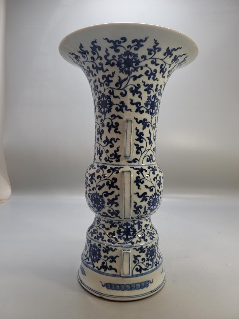 中国美術 青華纏枝蓮花紋 尊瓶 時代物 傷有 DT816