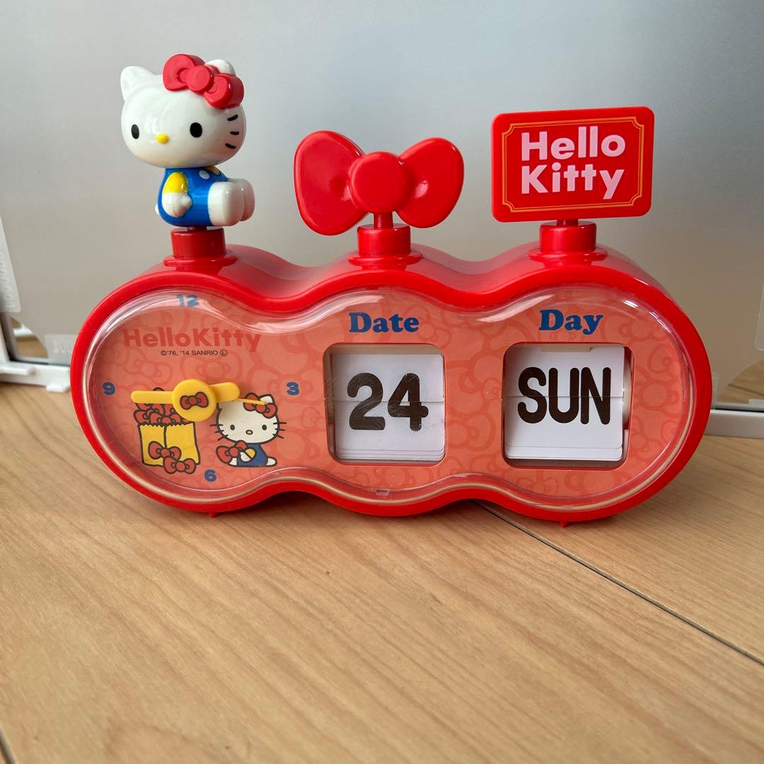Hello Kittyぱたぱたクロック　アラーム機能付き