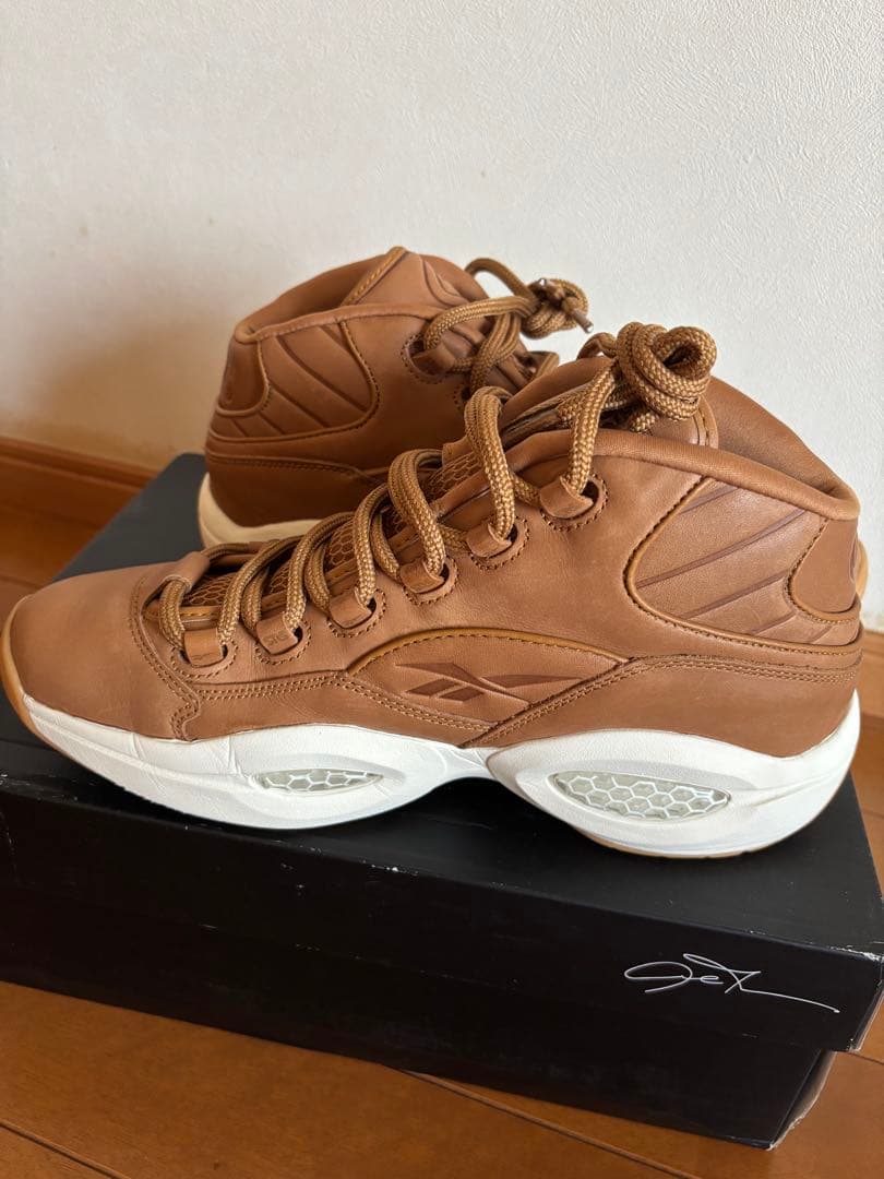 リーボック クエスチョンミッド sns ai brown