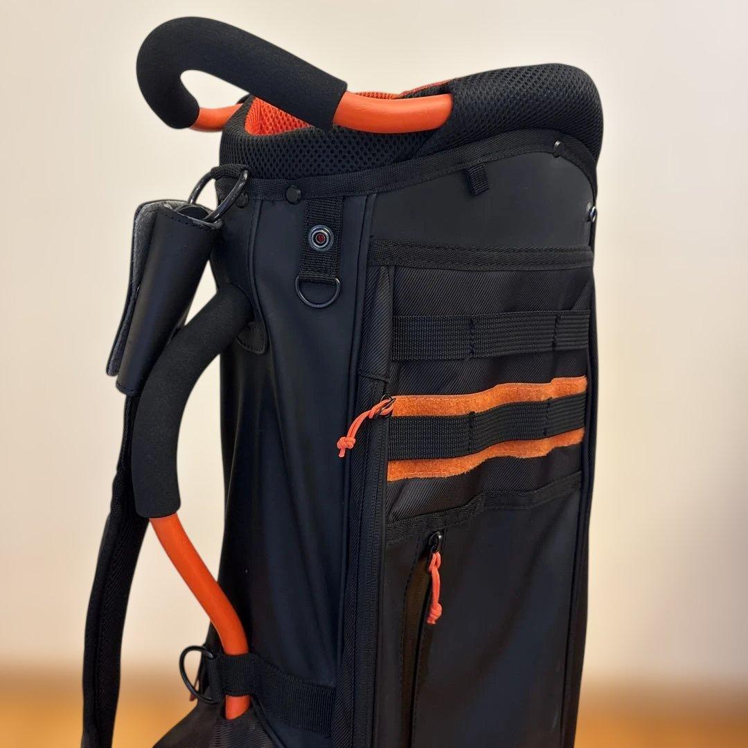 は*ん様 TaylorMade ブラック キャディバッグ　軽量