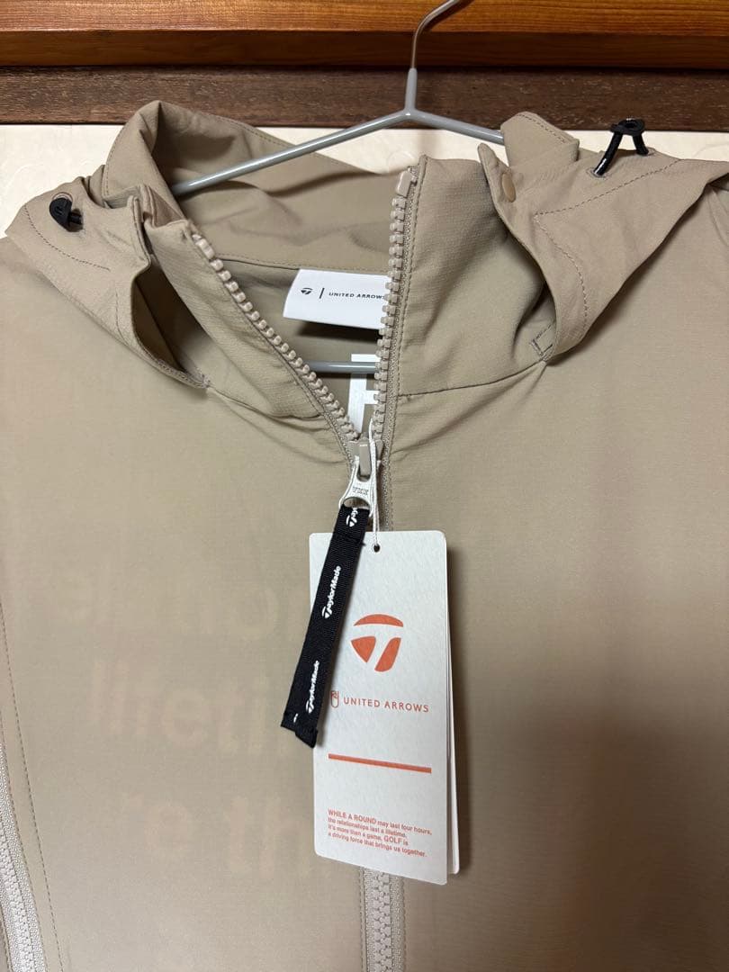 UNITED ARROWS ベージュ ウィンドブレーカー新品タグ付き