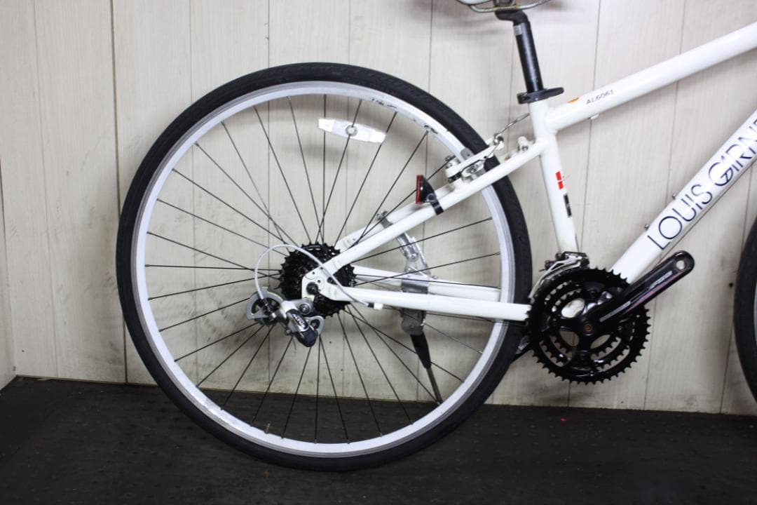 ルイガノLGS-CHASSE 700C アルミ 24速 370mm 白クロス