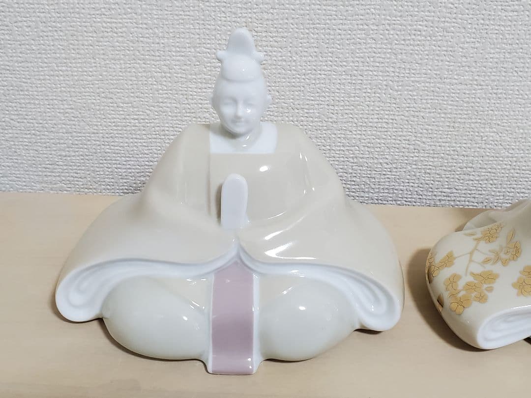 新品 陶磁器 製雛人形 くすみカラー ゴールド装飾 韓国風