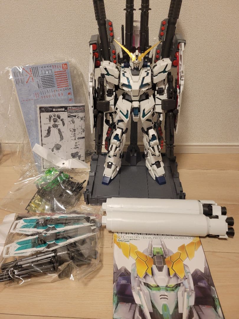 PGユニコーンガンダム最終決戦 LEDライトアップ機能付き フルアーマーユニット