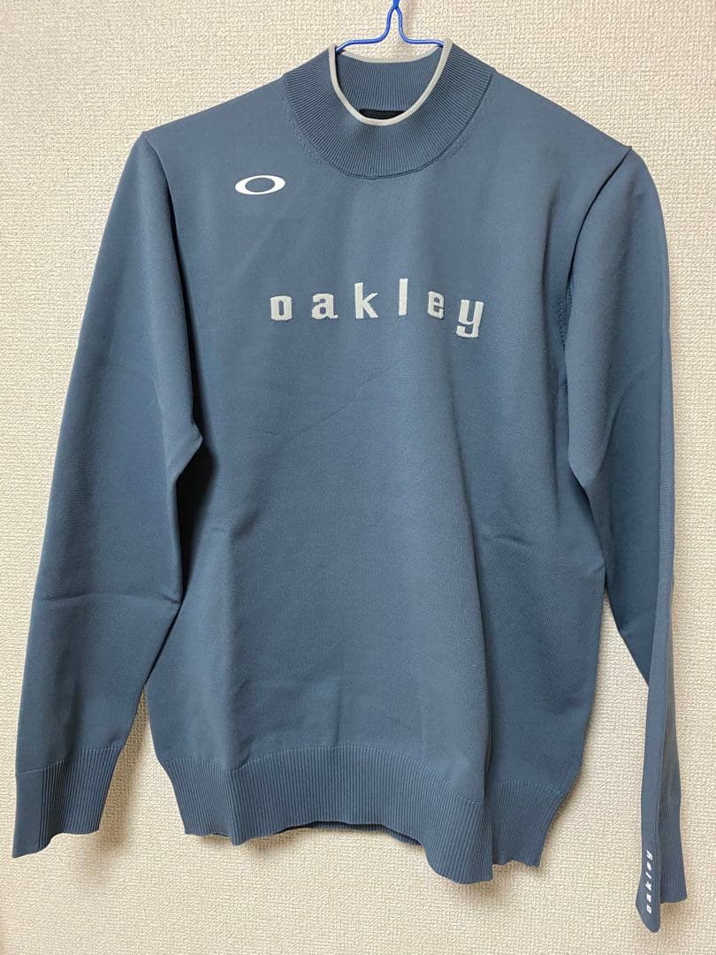 値下げしました！　OAKLEY セーター
