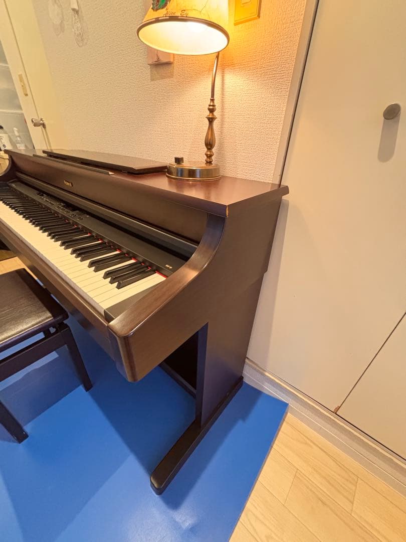 鍵盤楽器 Rare! Roland HP337R Digital Piano