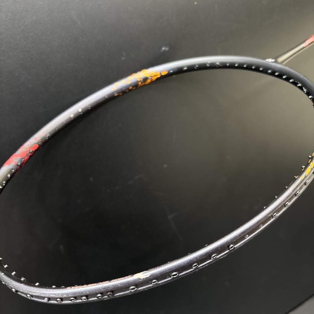 YONEX　NANOFLARE　170　LIGHT　バトミントン　ガット無し