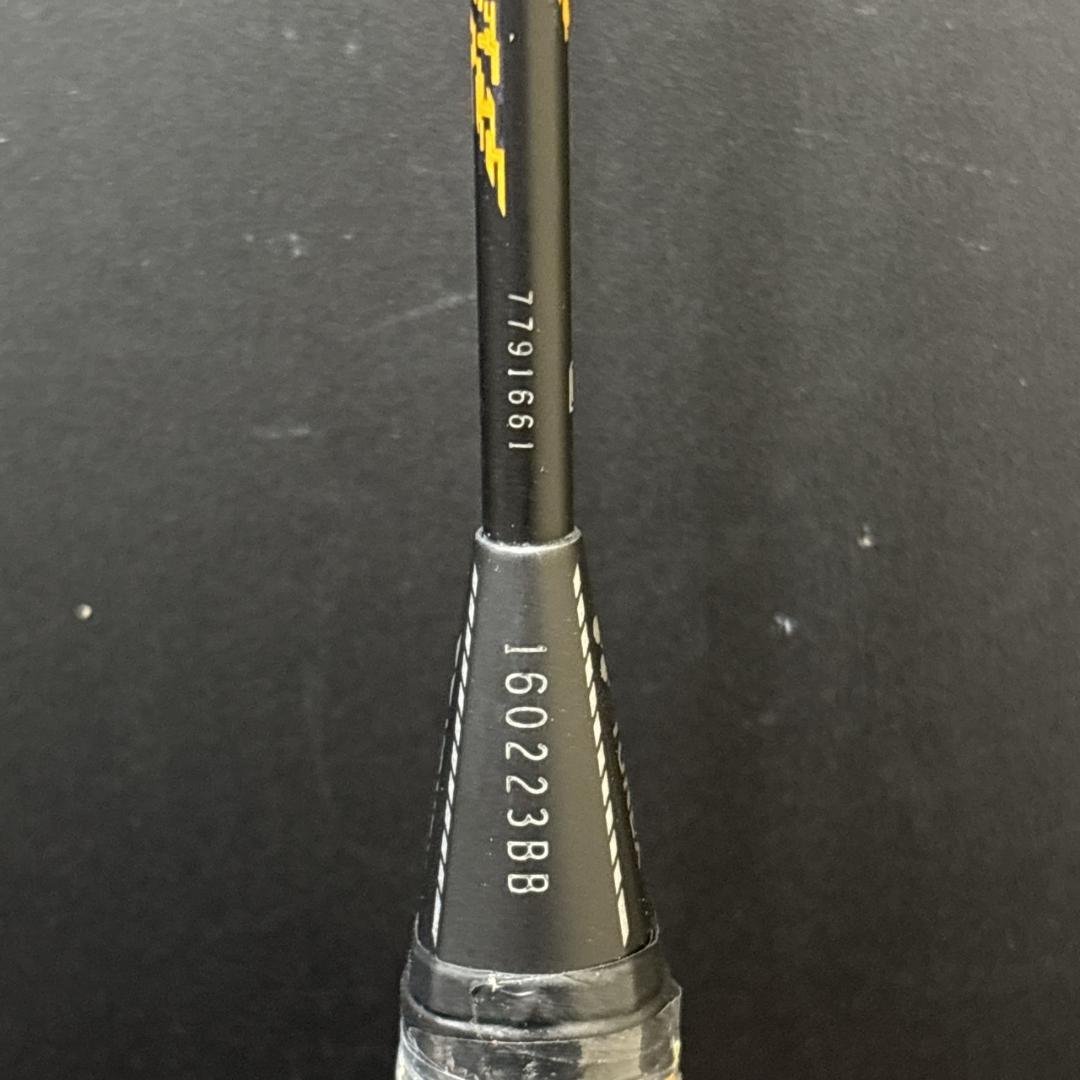 YONEX　NANOFLARE　170　LIGHT　バトミントン　ガット無し