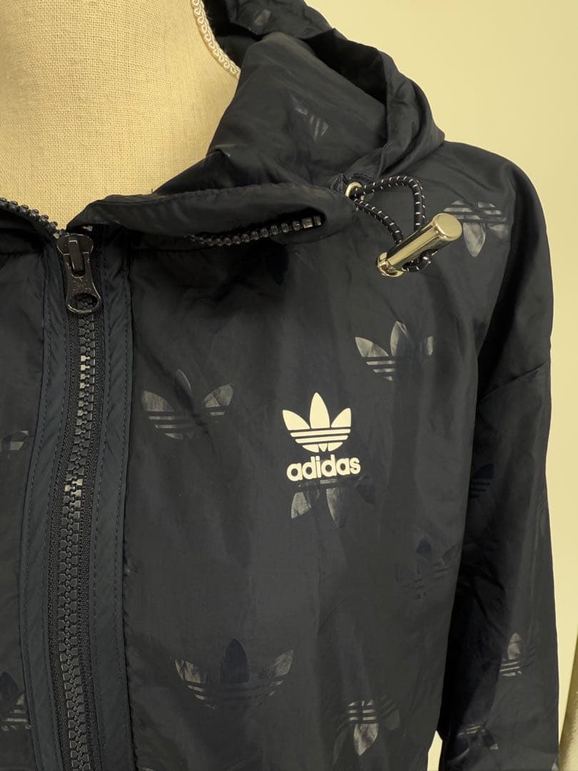 adidas フード付きウィンドブレーカー 紺original トレフォイルロゴ