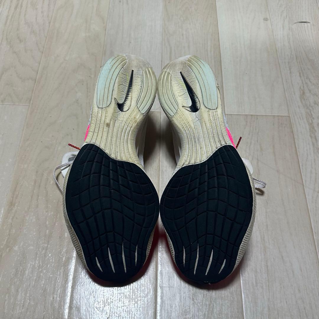 【美品】Nike ZoomX Vaporfly Next% 2 27cm