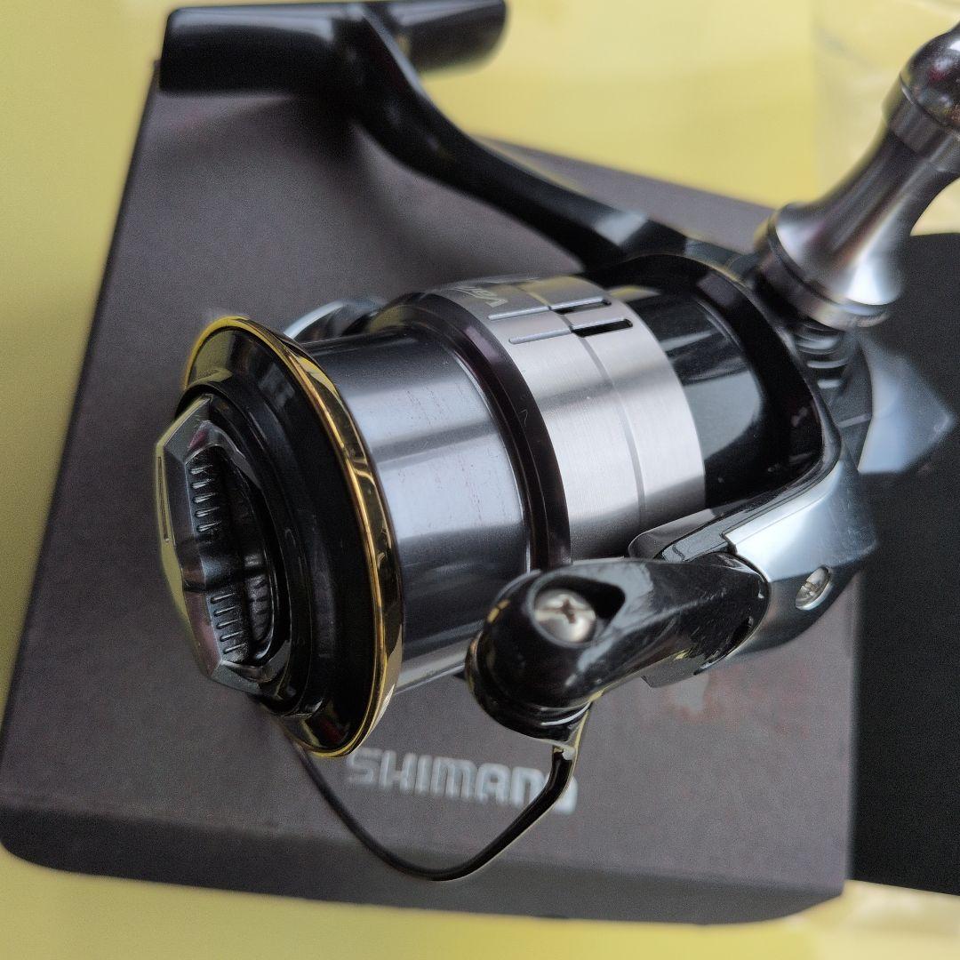 SHIMANO Vanquish 2500S スピニングリール 中古美品 匿配