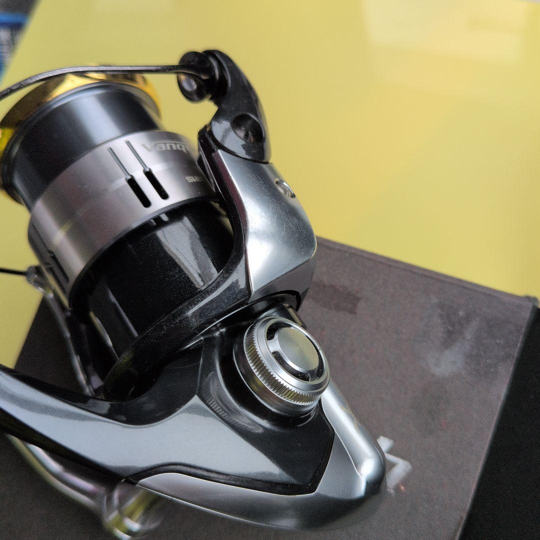 SHIMANO Vanquish 2500S スピニングリール 中古美品 匿配