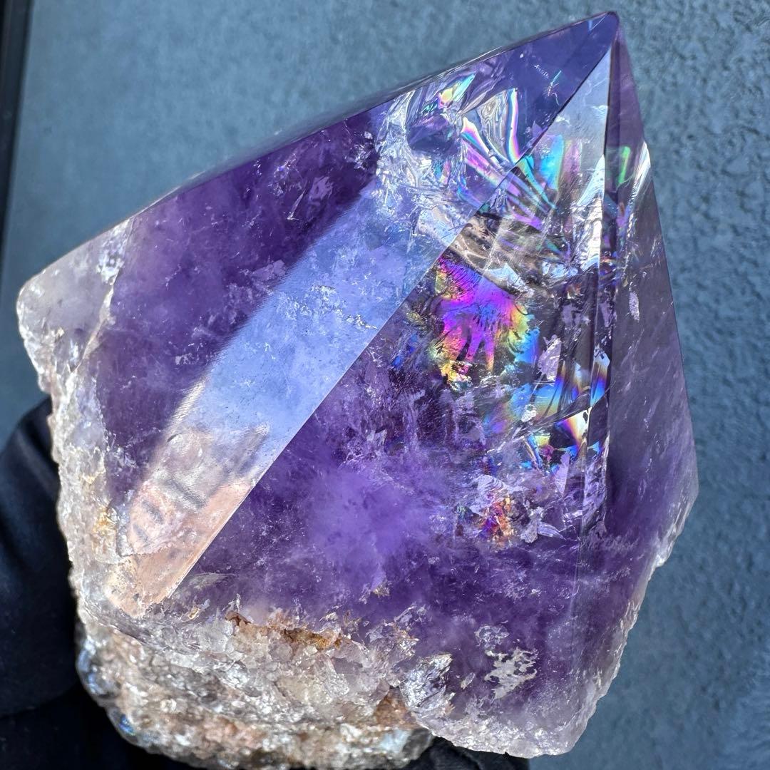 絶品☆極上の逸品❗️レインボー☆ボリビア産アメジストポイント パワー原石A1591