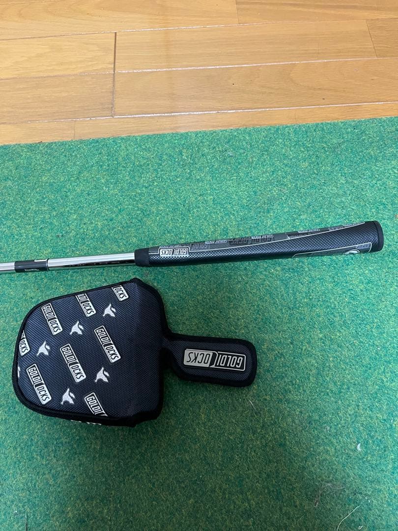 ゴルディロックス　パター　モデル922 オールブラック　34インチ