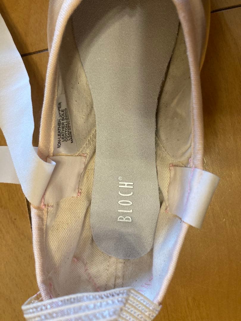 トゥシューズ BLOCH アクシオン　3.5XXX