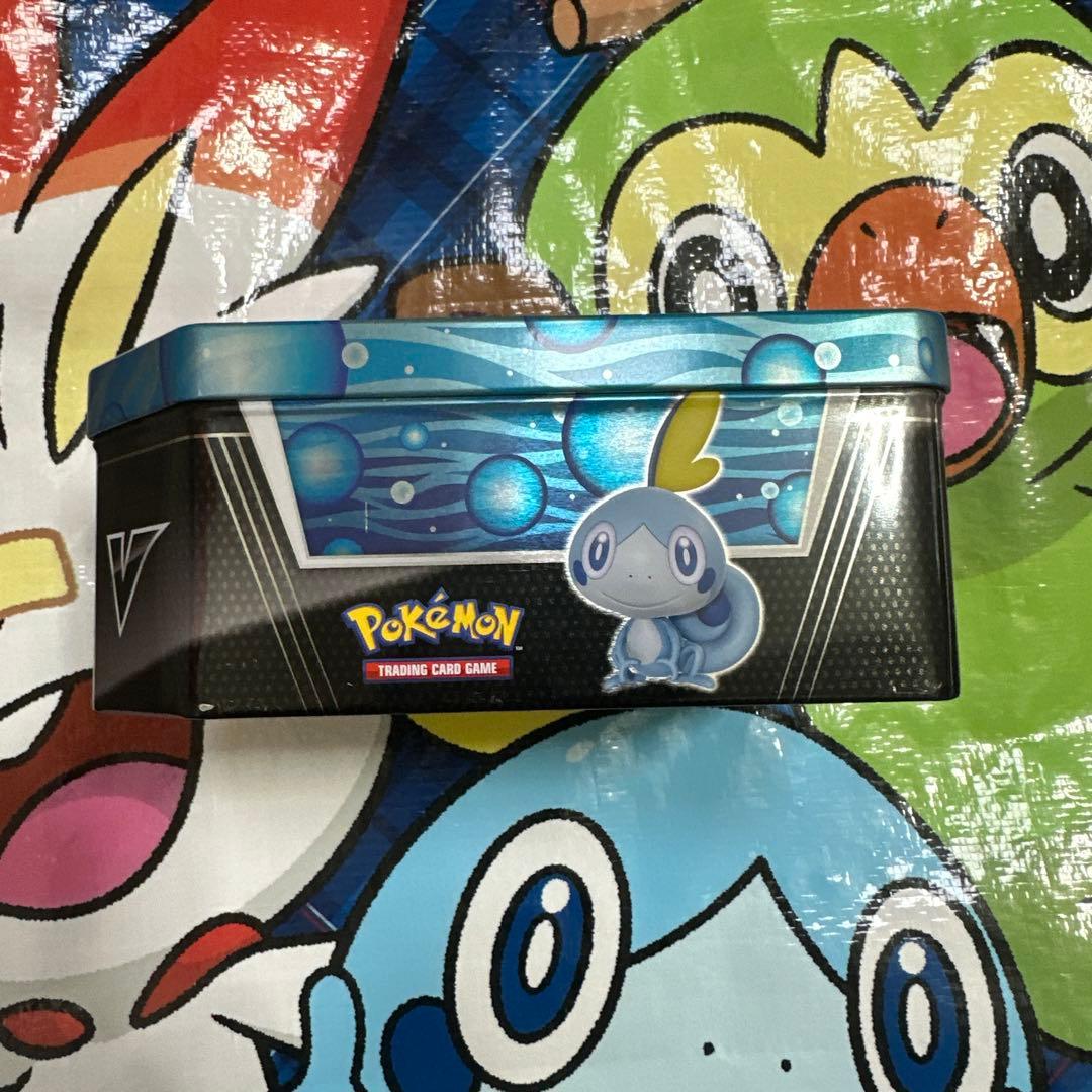 ポケモン　海外　缶ケース③ メッソン　ヒバニー　サルノリ