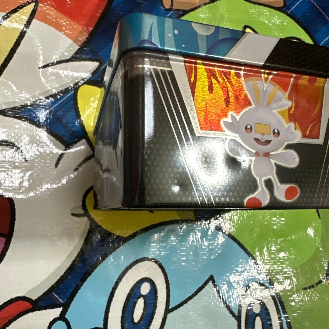 ポケモン　海外　缶ケース③ メッソン　ヒバニー　サルノリ