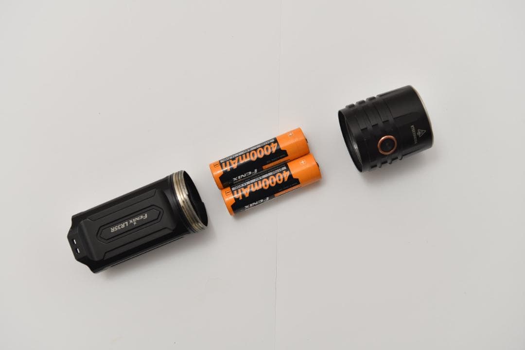 Fenix LR35R 懐中電灯 10000ルーメン