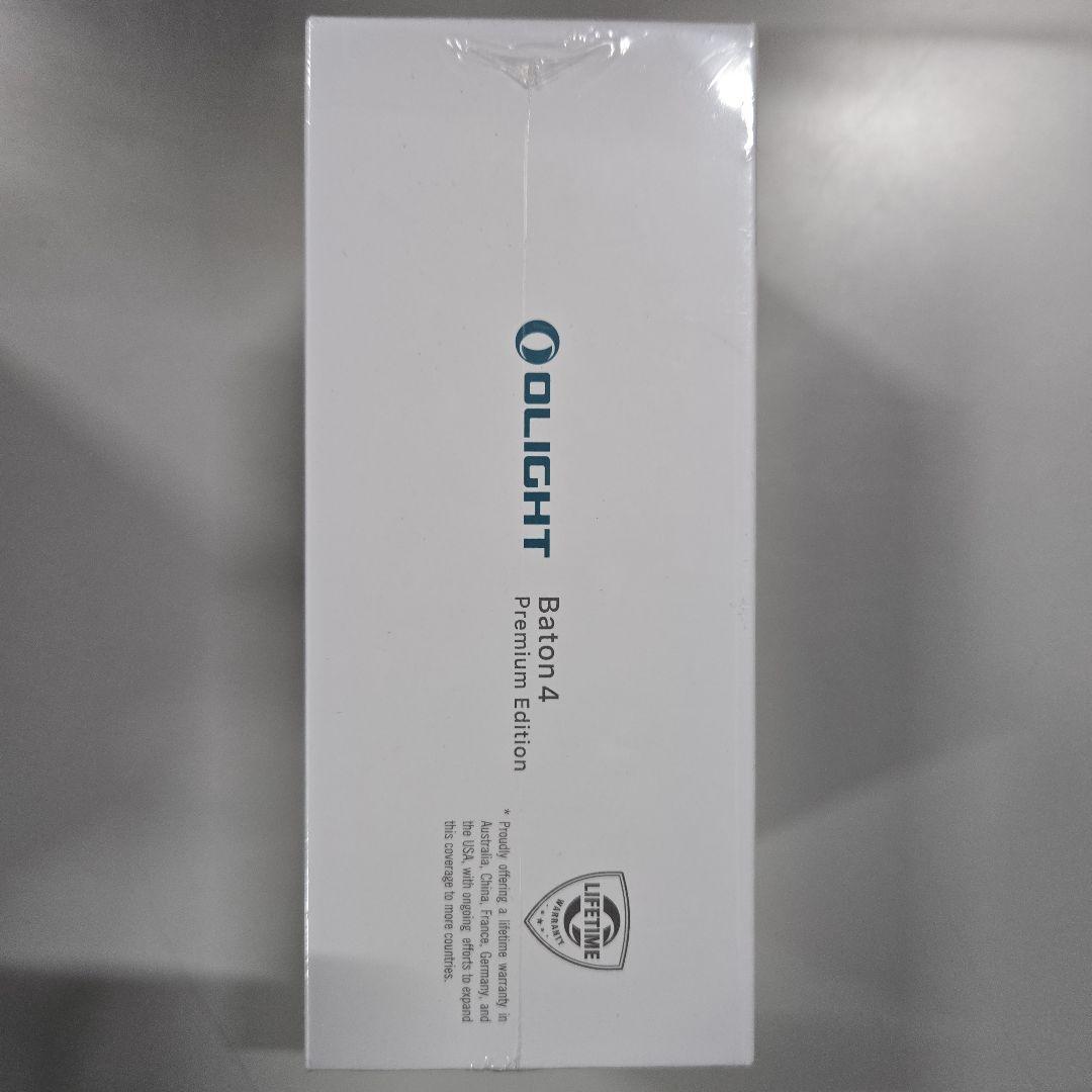 OLIGHT Baton 4 Kitフラッシュライト 充電ケース付き