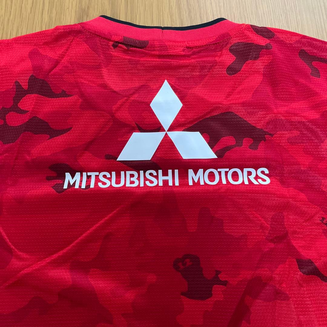 [断捨離中大幅値下げ］新品　浦和レッズ　ユニフォーム　Tシャツ