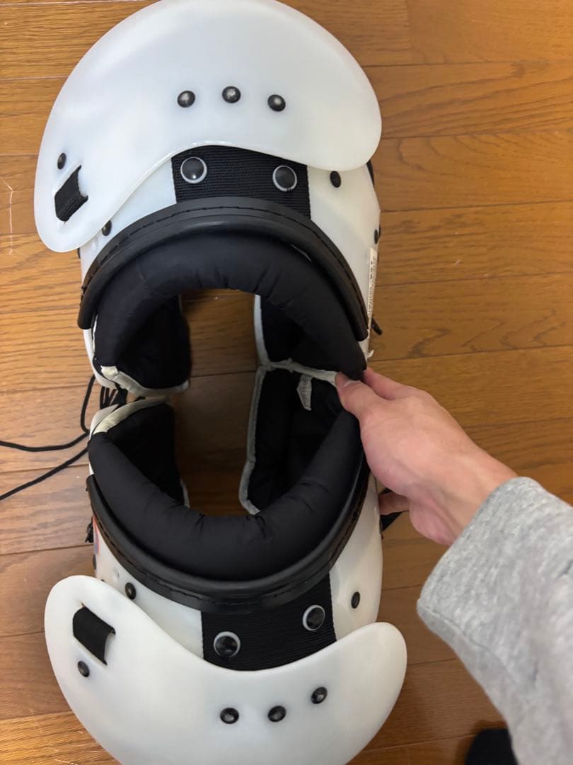 アメリカンフットボール ショルダー　Lサイズ