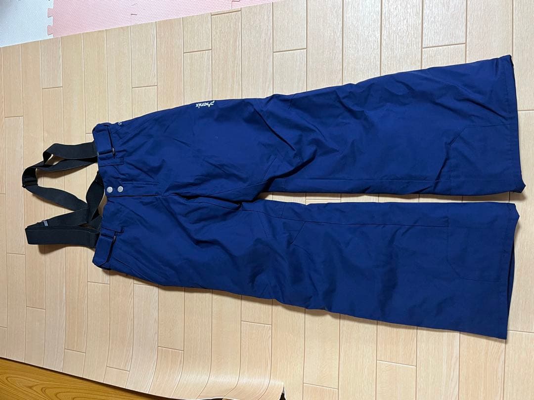 フェニックス　スキーウェア上，下Mサイズ