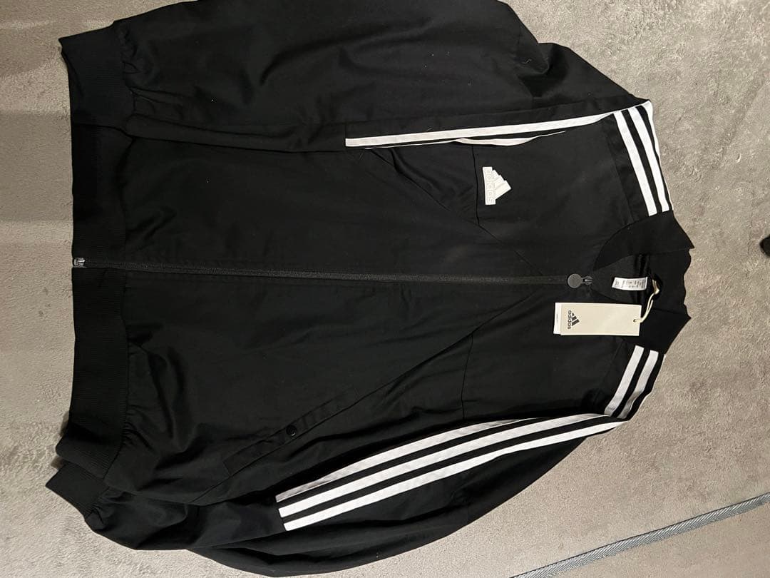 adidasブラック ウィンドブレーカー 定価¥10450新品アディダス2XL