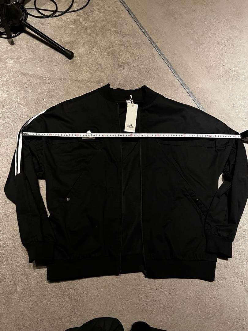 adidasブラック ウィンドブレーカー 定価¥10450新品アディダス2XL