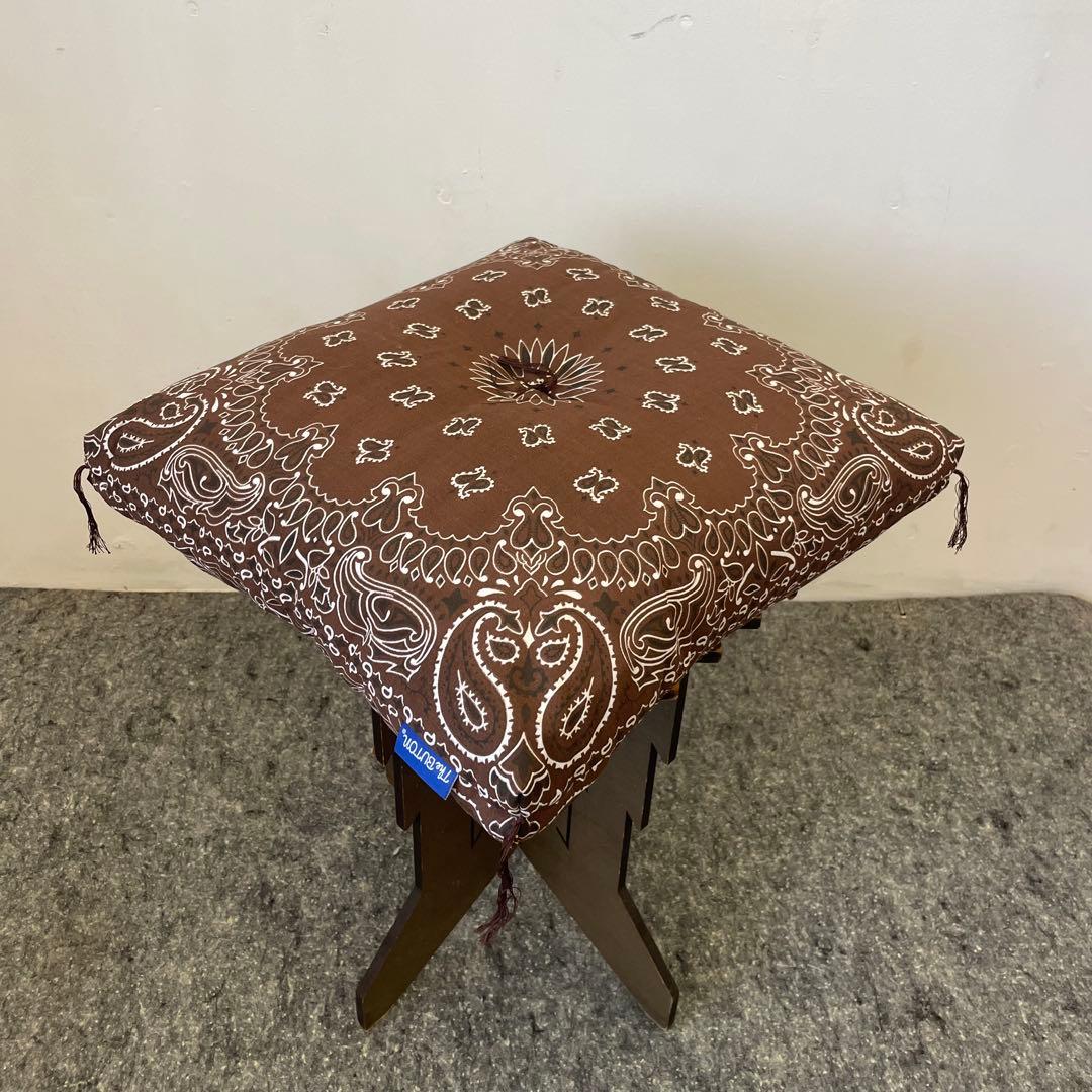TheBUTON/HAVE A HANK BANDANA/BROWN/座布団