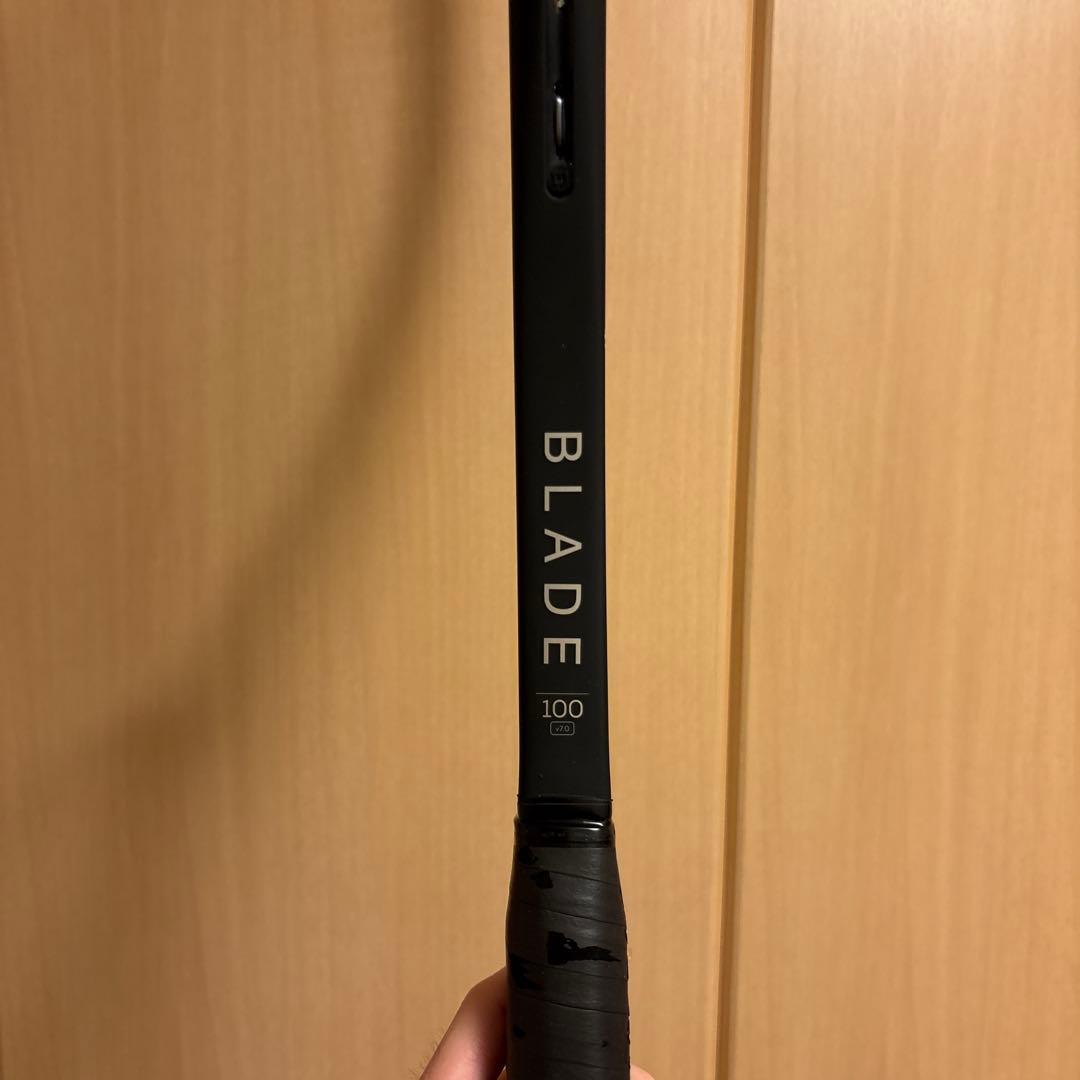 Wilson Blade100 v7 テニスラケット