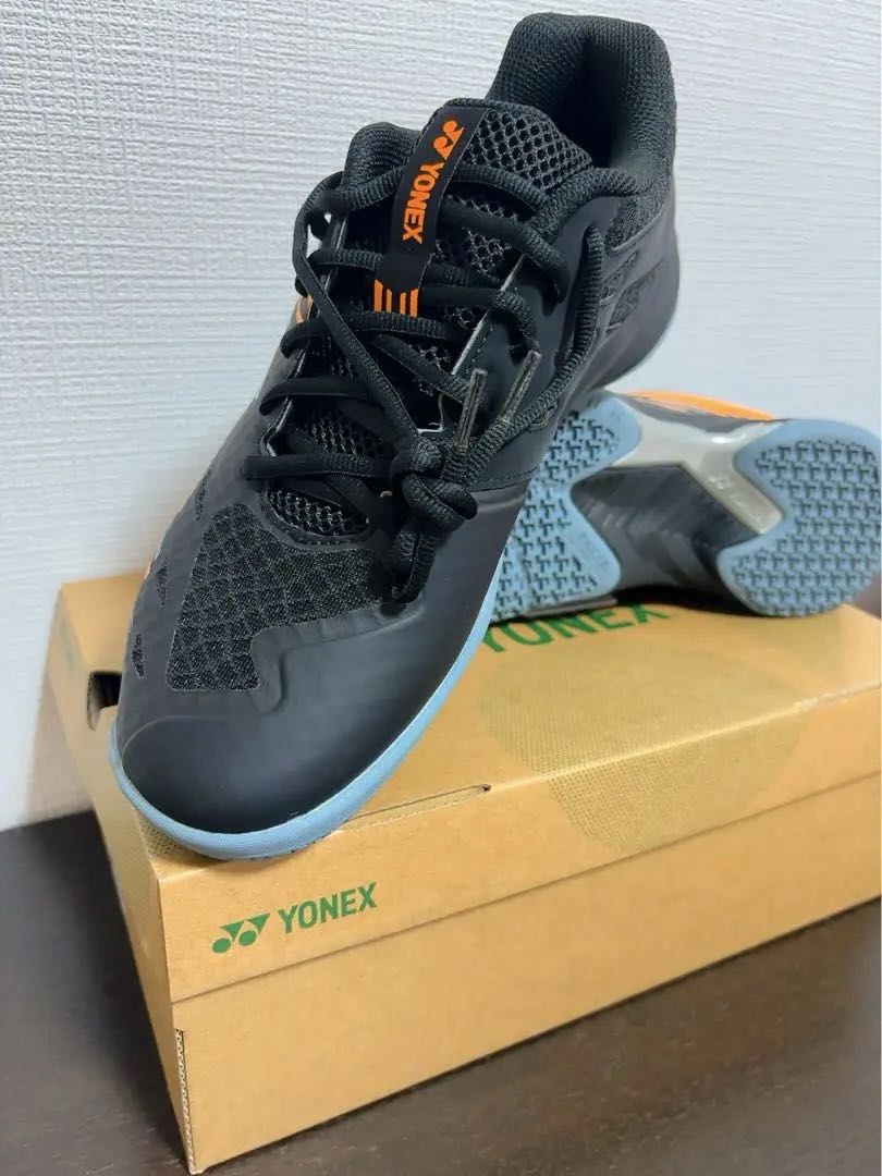 最終値下げバドミントンシューズ　YONEX 26.5