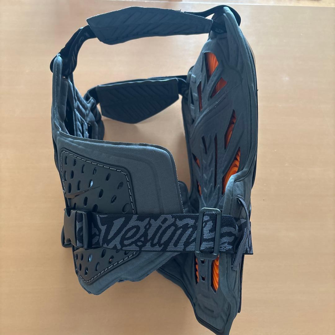 ⭐️Troy Lee Designs ロックファイトチェストプロテクター　M/L