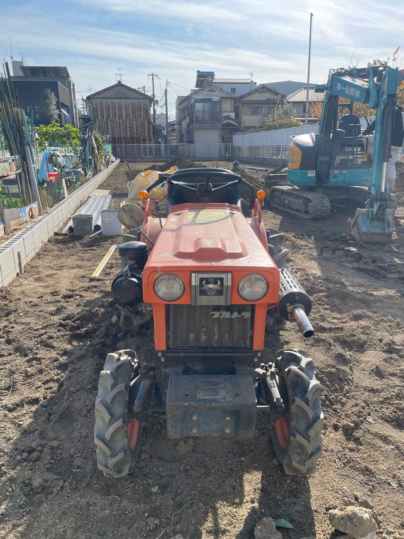 KUBOTA トラクター 耕運機能付き