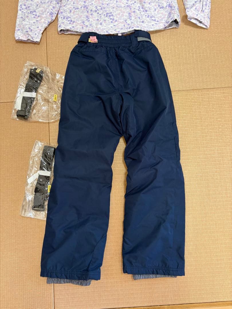 【美品⭐︎】スキーウェア　スノーウェア　レディース　上下　パステルカラー　Mサイズ