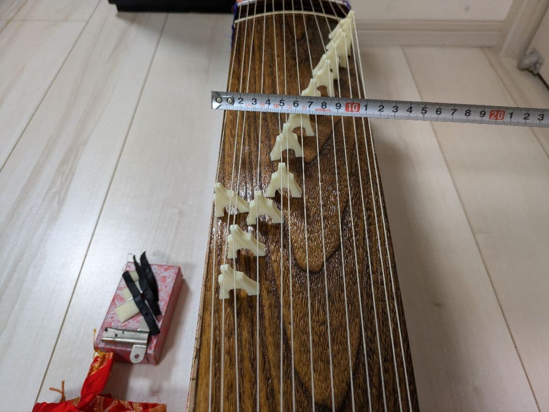 琴13弦 楽器