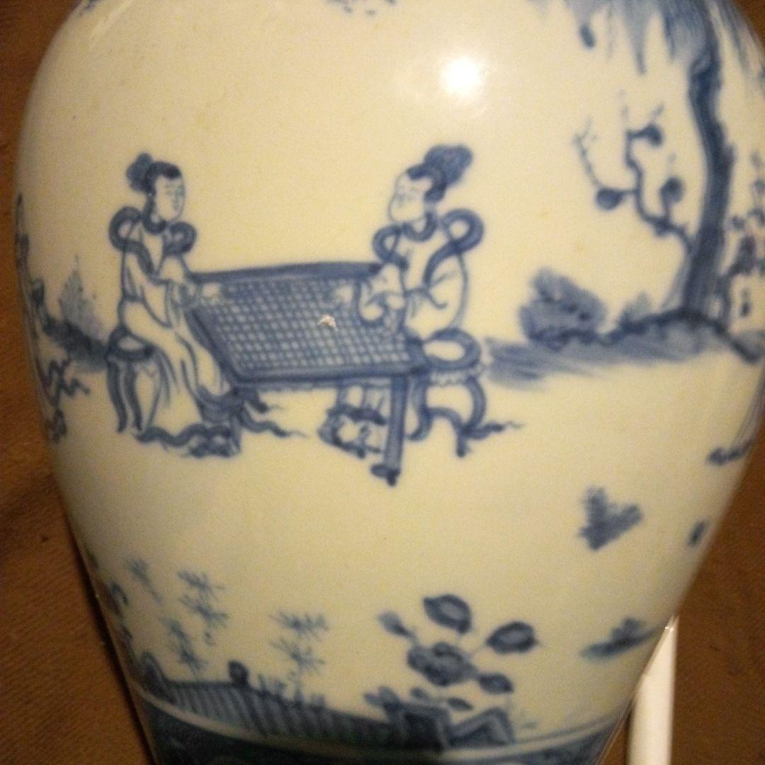 中国陶磁器　明成化　青と白の中国風陶器花瓶 約30cm
