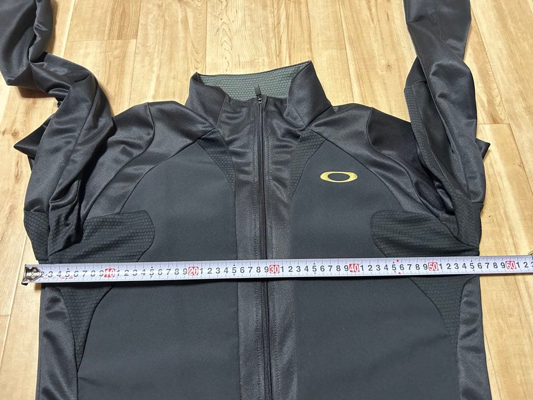 OAKLEY ブラックジャージ上下セット